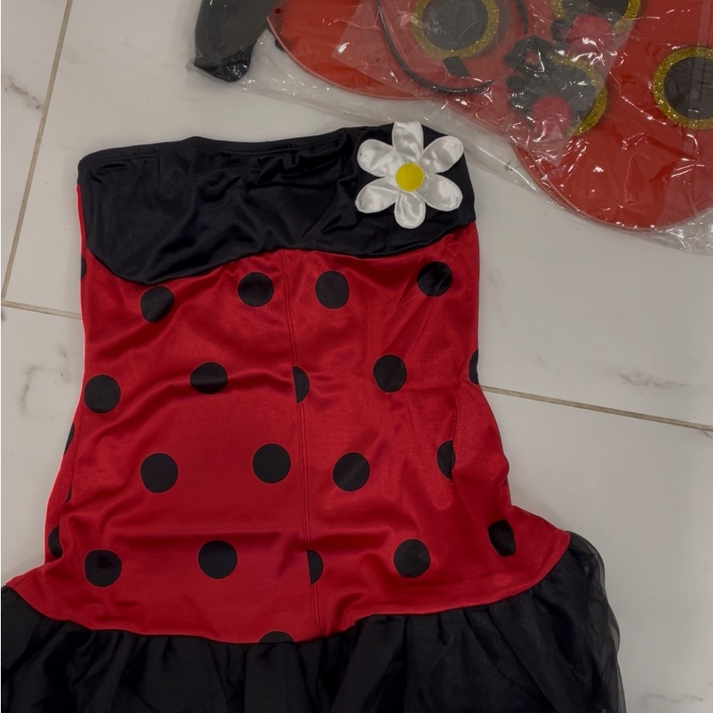 Leg Avenue ladybug Daisy Bug Costume